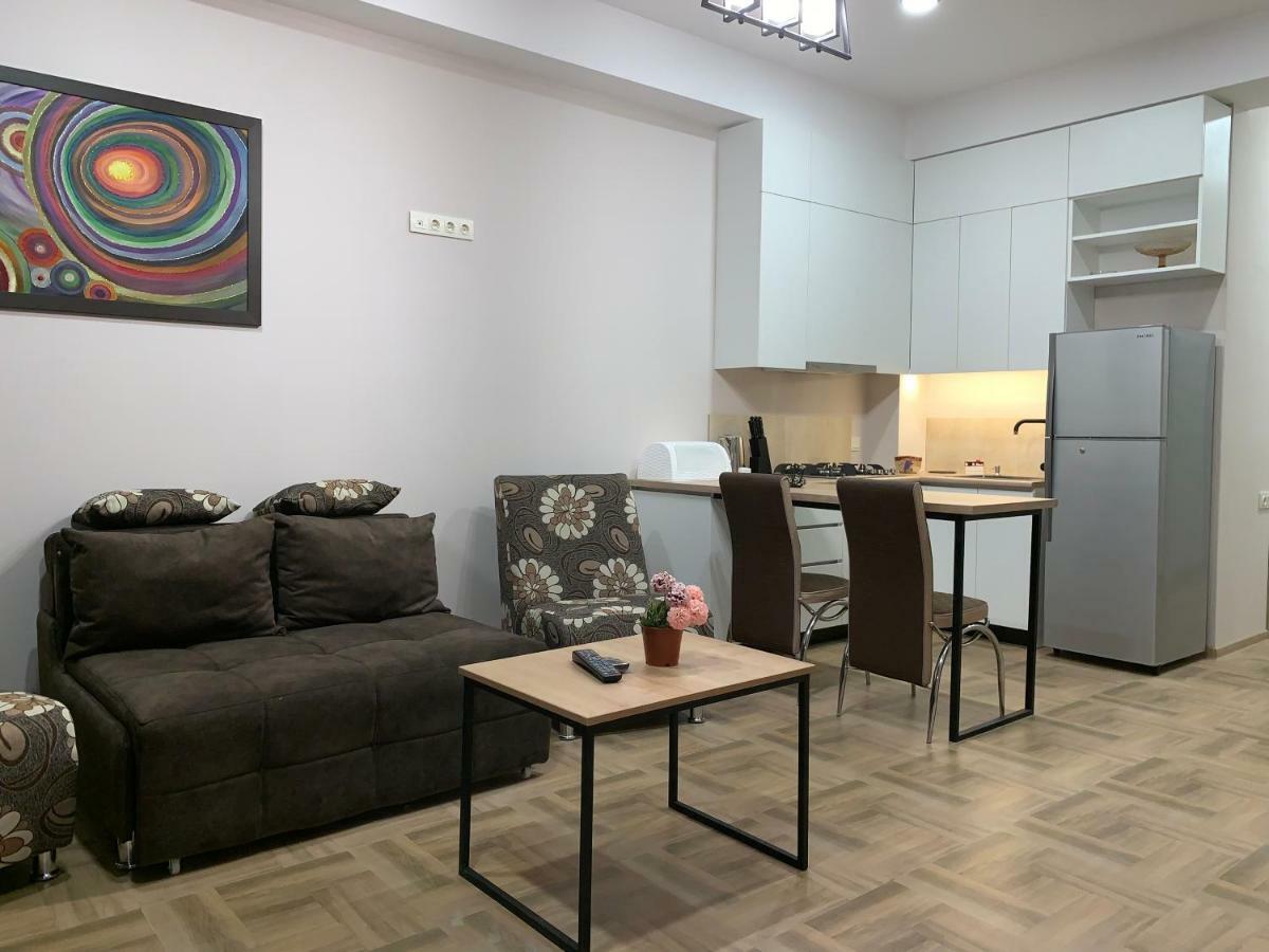 Appartamento Tomaso Tbilisi Esterno foto